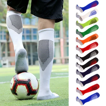 1Pair възрастни спортни футболни чорапи жени мъже нехлъзгащи коляното високи чорапи цветни ивици карирана кърпа дъното футболни чорапи размер 38-45