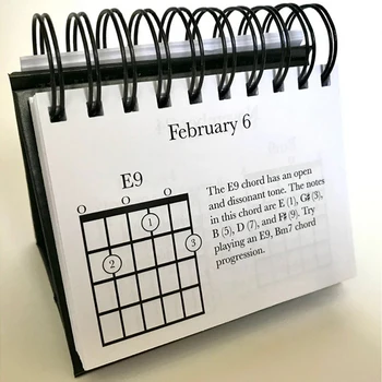 2024 Настолен календар Творчески китарен акорд Календар 2024 Дневен календар Подарък за китара за начинаещи Ученици Учители