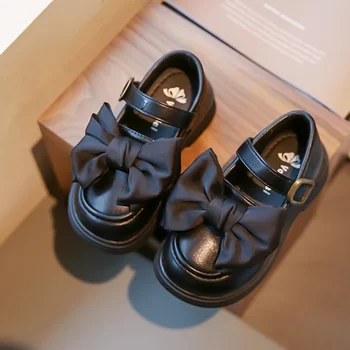 Детски обувки Прост лък с кръгли пръсти 2023 Нови меки дишащи мокасини Сладки детски обувки Великобритания стил ежедневни обувки нехлъзгащи се плоски