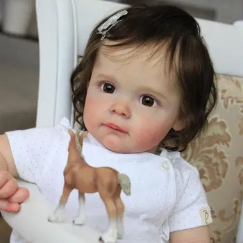 NPK 60CM Огромно бебе преродено малко момиче кукла Maggi Реалистична 3D боядисана кожа с видими вени Колекционерска кукла за изкуство