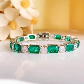 Лека луксозна гривна баба зелена 925 стерлингово сребро, инкрустирано с универсален стил, внесени високовъглеродни диаманти